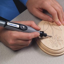 Aditamento de Eje Flexible DREMEL4